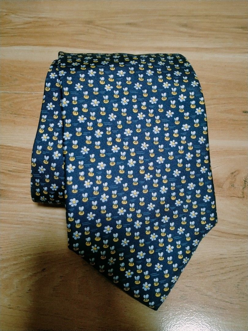 SALVATORE FERRAGAMO NECKTIES (Category: Ties) located in Cabuyao City. Submitted by Bike_Clothing10 (Listing ID 1467876811, Image 2). Description: READ FIRST... FOR SALE: SALVATORE FERRAGAMO NECKTIES Excellent Condition Looks New Made in Italy PRICE: 1300 Each Free Shipping (J&T) PICK UP OR SHIPPING ONLY LOCATION: Cabuyao Laguna -NO COD/COP- 📩PM -Thanks-.