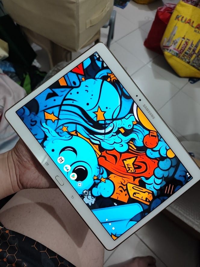 Samsung Galaxy Tab S 10.5" S AMOLED Android 13 Tablet (Category: Android) located in Quezon City. Submitted by cosmic_xhenon (Listing ID 1467924281, Image 3). Description: FOR ONLY 3.6K PRICE ONE OF THE RARE UNIT NA TABLET NA DIN ALL WORKING SUPER AMOLED DISPLAY 10.5 INCHES SCREEN EXPANDABLE MEMORY CARD SLOT CURRENTLY RUNNING CUSTOM ROM LINEAGE OS ANDROID 13 NA MAS MARAMING APPS NA SUPPORTED MAS MABILIS COMPARE SA STOCK ROM around 98% smoothness 