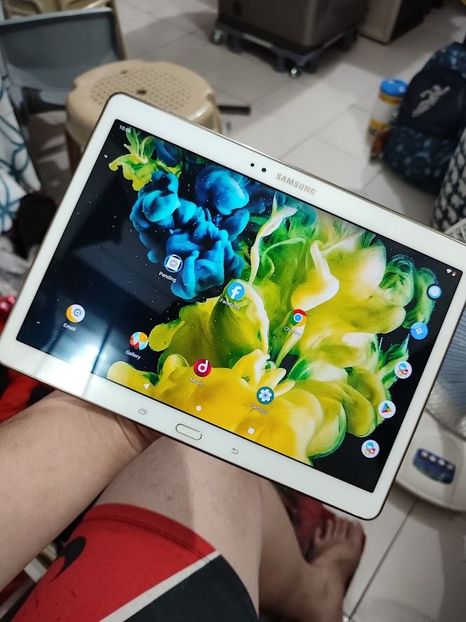 Samsung Galaxy Tab S 10.5" S AMOLED Android 13 Tablet (Category: Ear Care) located in Quezon City. Submitted by Mr.Skyler (Listing ID 1467924866, Image 1). Description: FOR ONLY 3.6K PRICE ONE OF THE RARE UNIT NA TABLET NA DIN ALL WORKING SUPER AMOLED DISPLAY 10.5 INCHES SCREEN EXPANDABLE MEMORY CARD SLOT CURRENTLY RUNNING CUSTOM ROM LINEAGE OS ANDROID 13 NA MAS MARAMING APPS NA SUPPORTED MAS MABILIS COMPARE SA STOCK ROM around 98% smoothness ove
