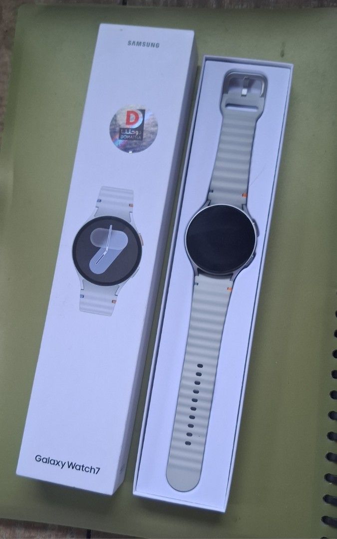 Samsung galaxy watch 7 (Category: Wearables & Smart Watches) located in Manila. Submitted by aguiantalo62598 (Listing ID 1467891193, Image 1). Description: bihirala lang gamiting galing qatar..
