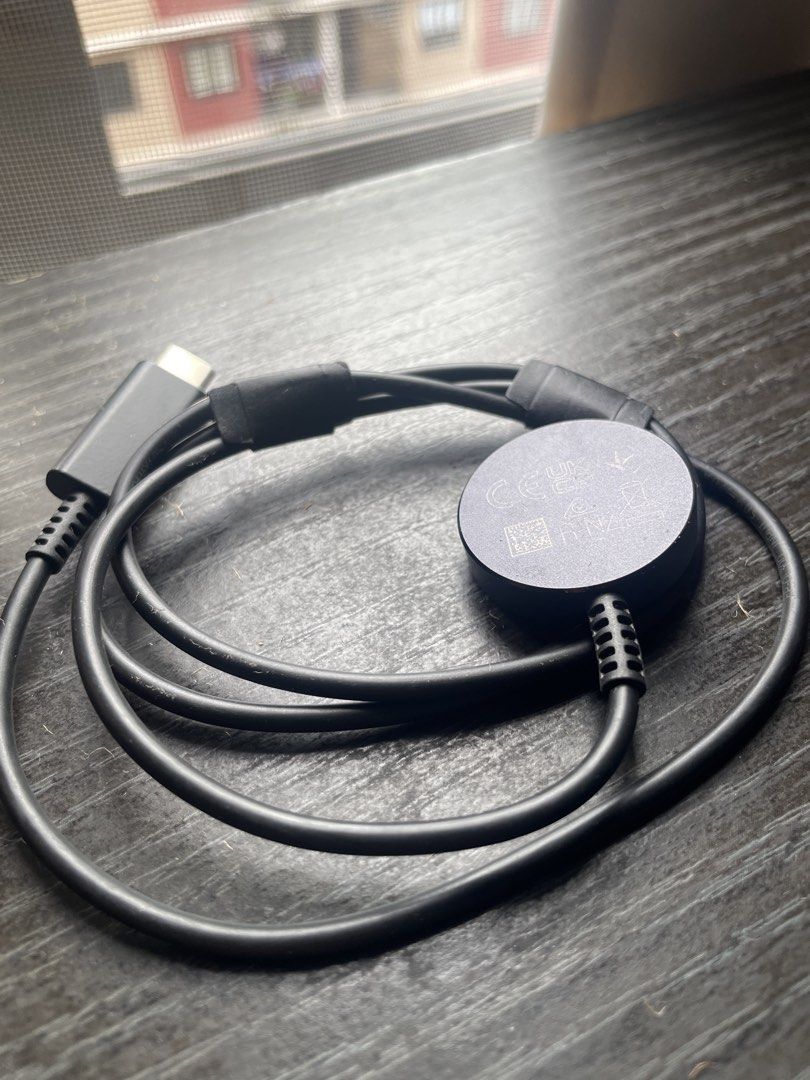 Samsung watch charger (Category: Chargers & Cables) located in Quezon City. Submitted by azrah_04 (Listing ID 1467894949, Image 1). Description: Extra charger.
