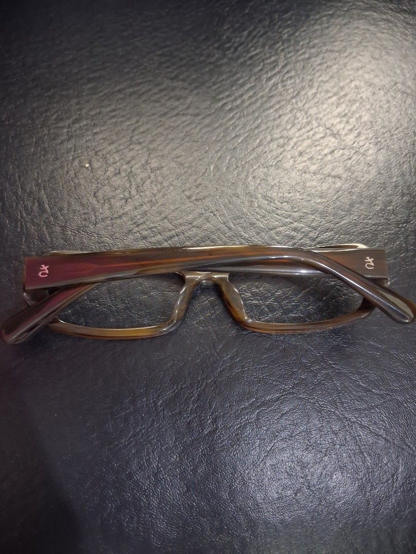 Samurai Rectangular Eyewear Frame Unisex Made In Japan (Category: Sunglasses & Eyewear) located in Mandaluyong City. Submitted by daddyjpanlilio24 (Listing ID 1467879424, Image 2). Description: P 1000 FIX PRICE+SF Width 135mm Temple 140mm Unisex No case No issue No pic worn Mandaluyong Shipping/Payment: Gcash/Maya Jnt payment 1st no COD Lalamove payment upon rider pick up.