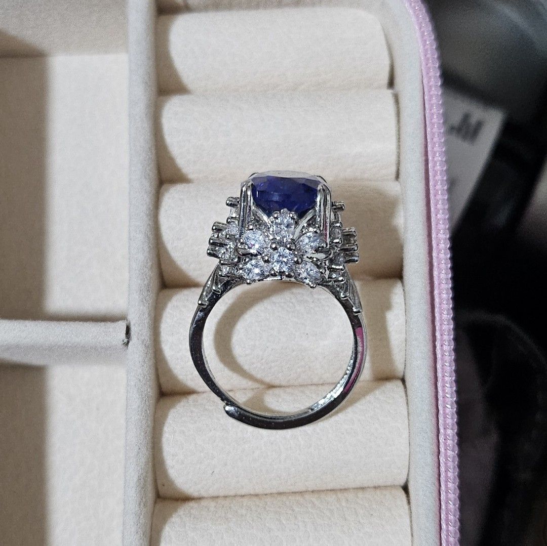 Sapphire Power Ring (Category: Rings) located in Manila. Submitted by cloudita (Listing ID 1467999909, Image 2). Description: Used once only. :) Adjustable and with marking.