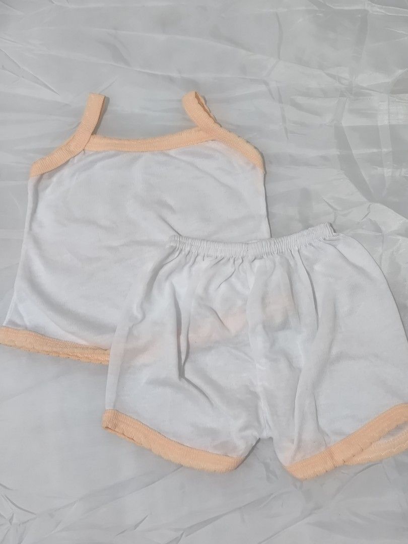Scallop Terno Sando and Shorts (Category: Babies & Kids Fashion) located in Pasay City. Submitted by rimarima_ (Listing ID 1467860596, Image 3). Description: Scallop Terno Sando and Shorts 0-6 months Php49.
