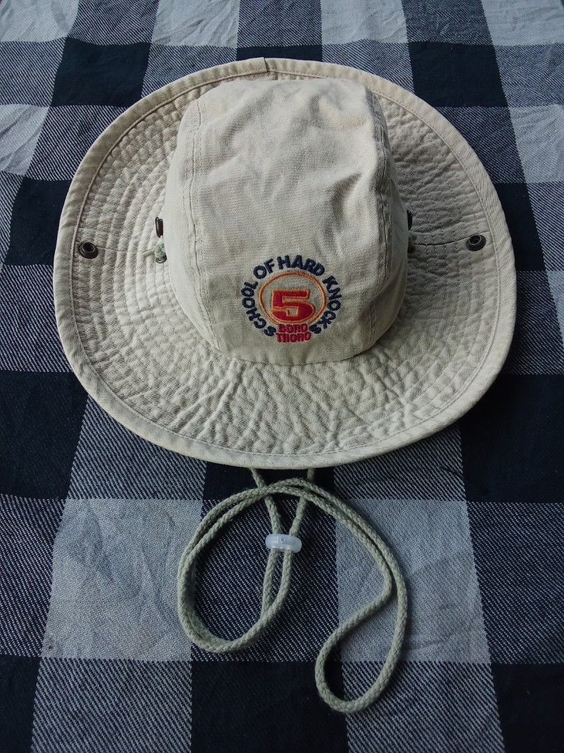 School of hard knocks (Category: Caps & Hats) located in Polomolok. Submitted by timog_high_ice (Listing ID 1467878948, Image 1). Description: - Embroidery - Bush hat - Adjustable - botton at side Angas nito ❤️.