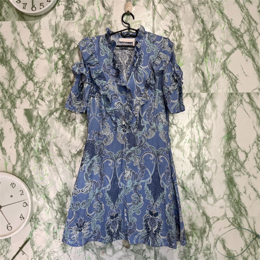 See By Chloé Dress (Category: Dresses) located in Bulacan. Submitted by letsfindukaywithme (Listing ID 1468045668, Image 3). Description: SeeByChloé ruffled dress Size 38 18x36" Cotton Like new No issue +sf payment first Ship via J&T.