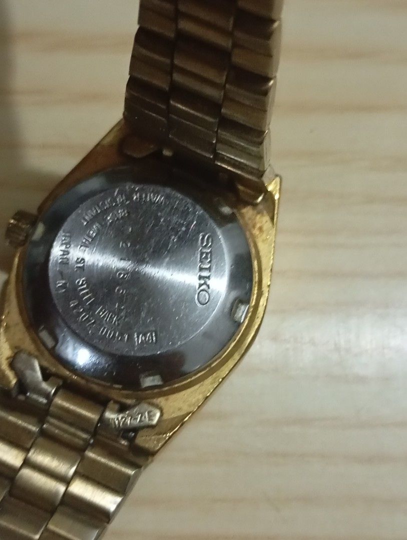 Seiko automatic women (Category: Women's Watches) located in Las Pinas. Submitted by quick_deals_great_finds2 (Listing ID 1468050426, Image 2). Description: Original good working condition 25mm small fits wrist 6.5 inches.