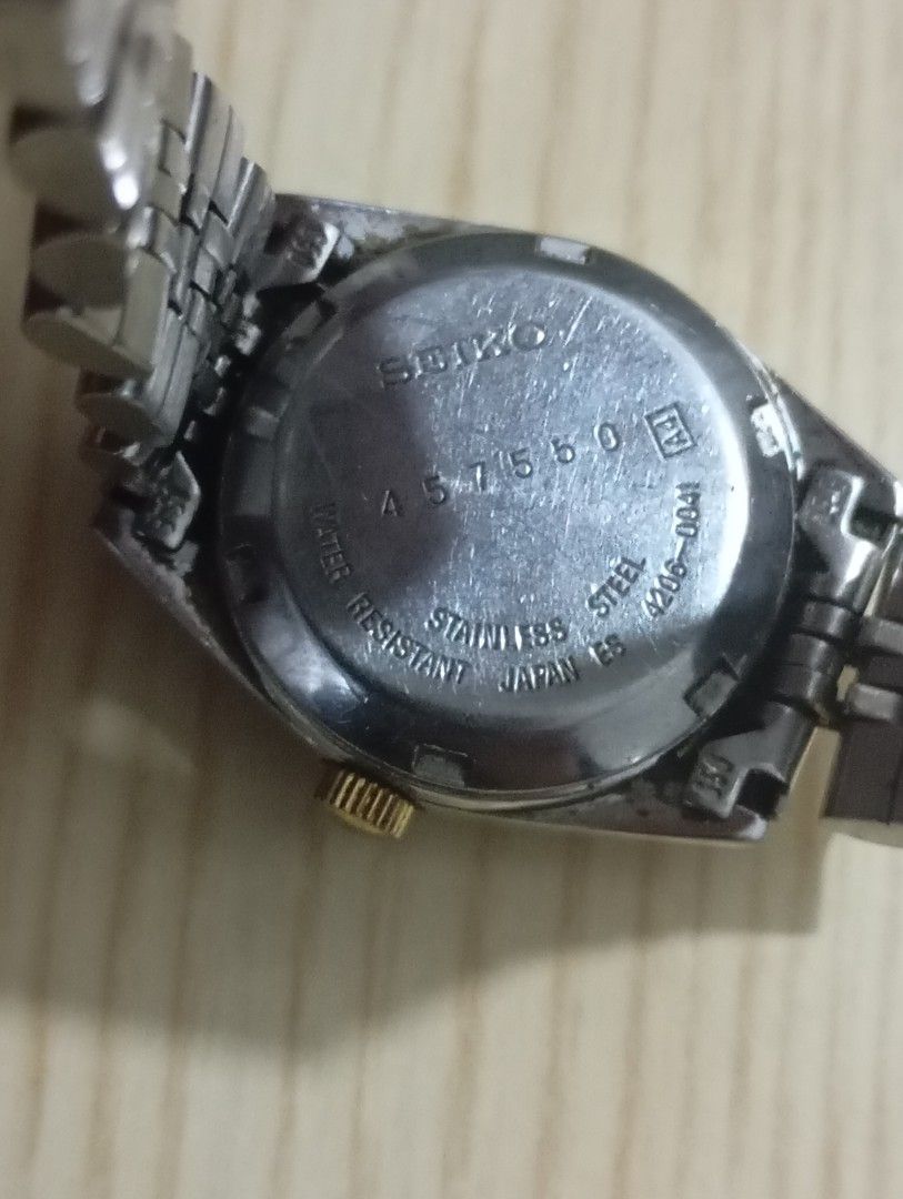Seiko automatic women (Category: Women's Watches) located in Las Pinas. Submitted by quick_deals_great_finds2 (Listing ID 1468050738, Image 3). Description: Original good working condition 25mm small fits wrist 6.8.