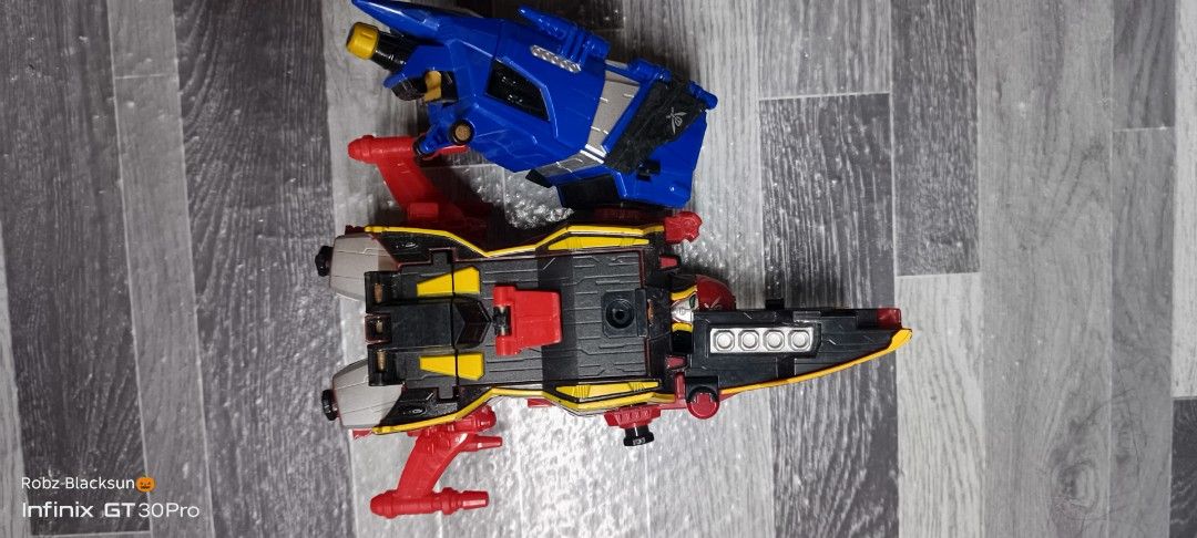 Sentai parts set (Category: Action & Battle Toys) located in Tanza. Submitted by robzblacksun (Listing ID 1467958775, Image 1). Description: gokaiger set as is.