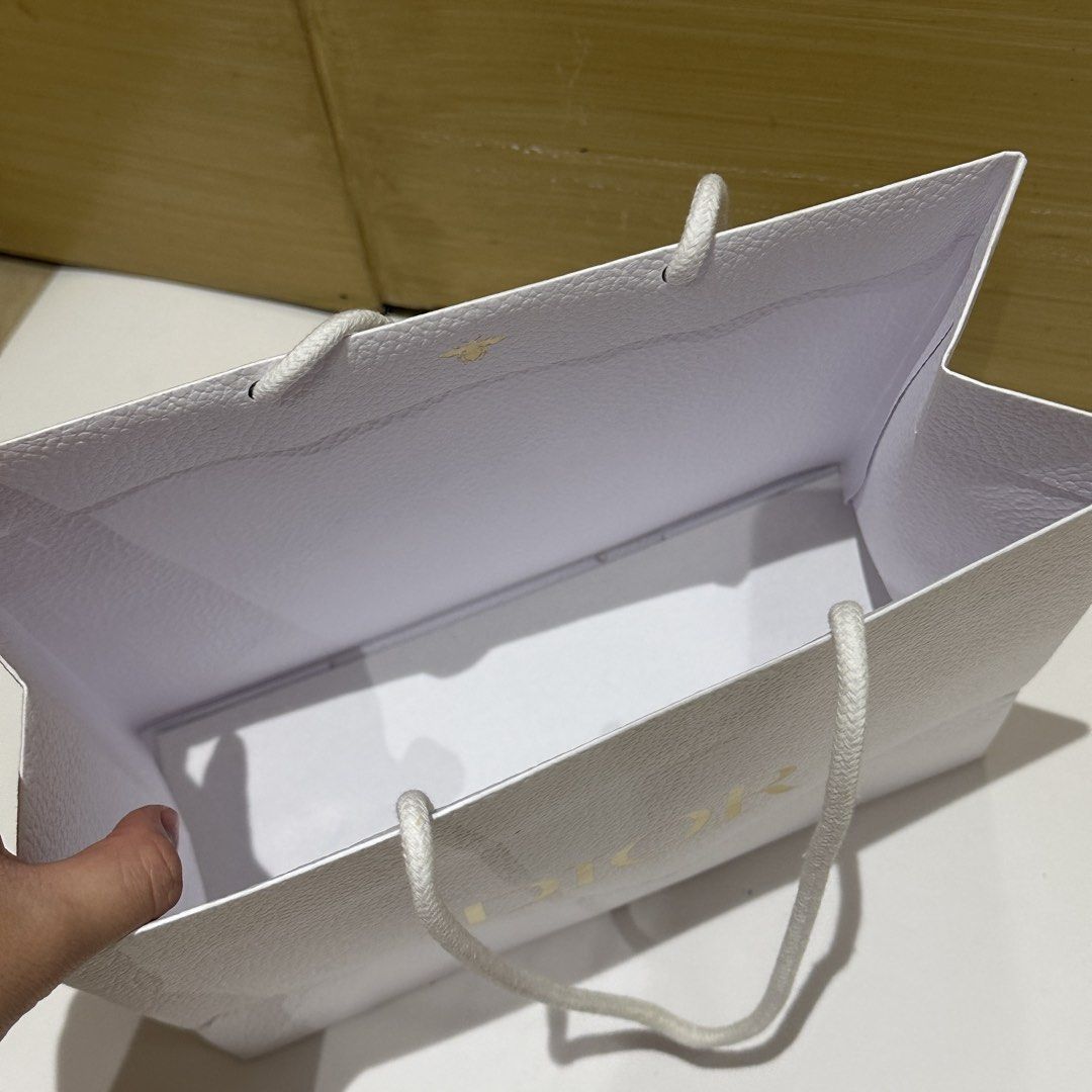SET DIOR paperbag medium & small classic (Category: Luxury Bags & Wallets) located in Quezon City. Submitted by timelessfinds (Listing ID 1468020636, Image 3). Description: .