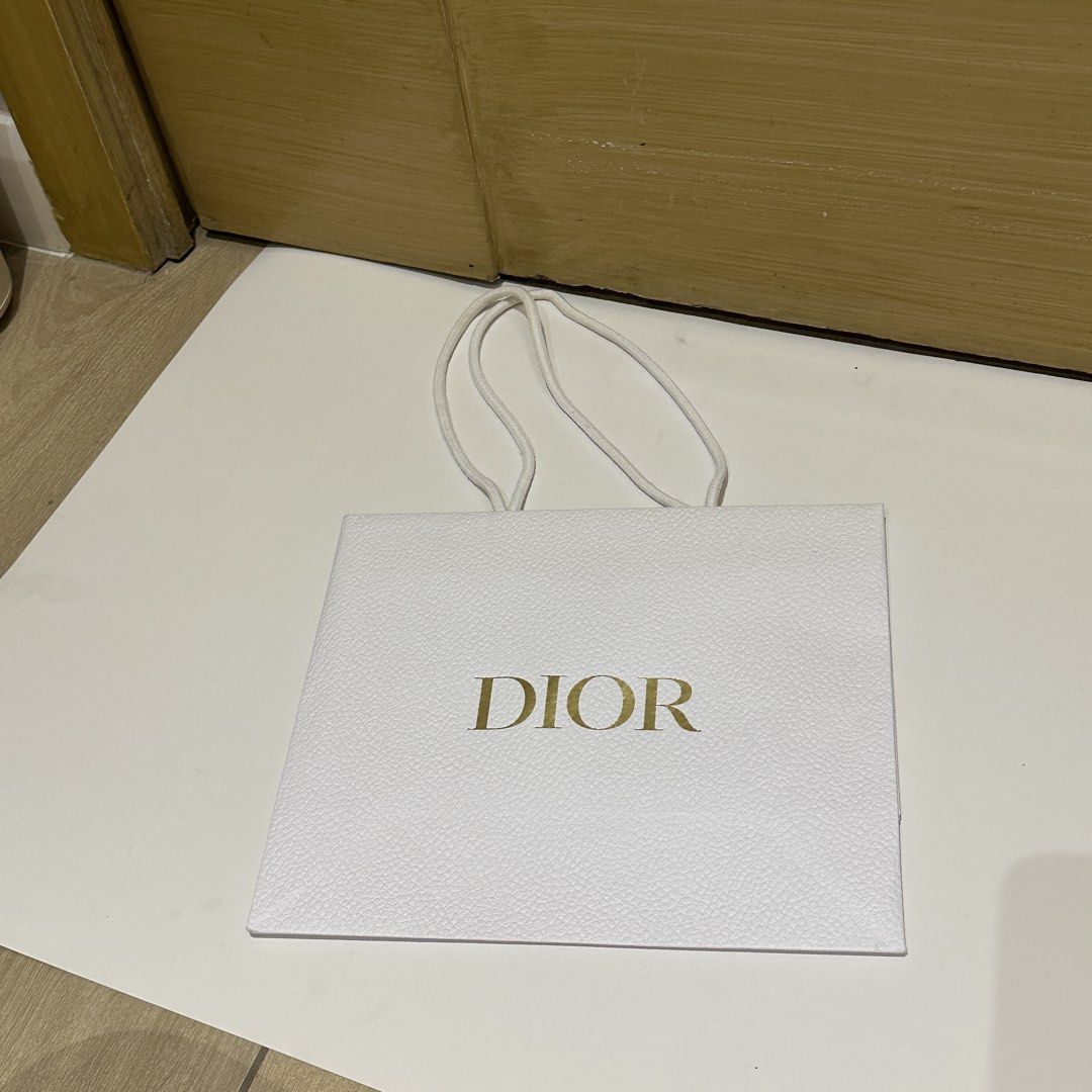 SET DIOR paperbag medium & small classic (Category: Luxury Bags & Wallets) located in Quezon City. Submitted by timelessfinds (Listing ID 1468020636, Image 2). Description: .