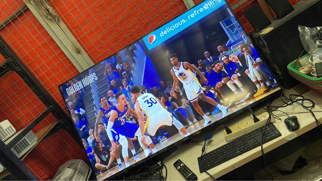Sharp Aquos 4K 55 inch Google TV 4T-C55HJ6000X (Category: TV) located in Calamba. Submitted by jozamvibar76665 (Listing ID 1467861799, Image 1). Description: Sharp Aquos 4K 55 inch smart TV. Model 4T-C55HJ6000X with Google TV built-in. Sharp picture quality, vibrant colors. Access Netflix, YouTube, Prime Video easily. Google Assistant ready, Chromecast included. Dolby Vision Atmos sound setup. Box included in packaging. Great screen size for movi