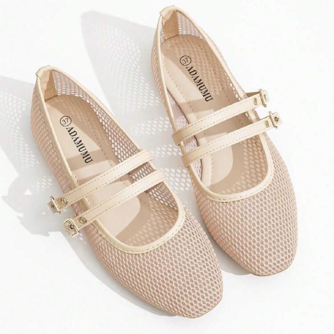 Shein Adamumu Beige Flat Shoes (Category: Flats & Sandals) located in Subic. Submitted by cyrelll (Listing ID 1467976770, Image 2). Description: SIZE 36 once used .