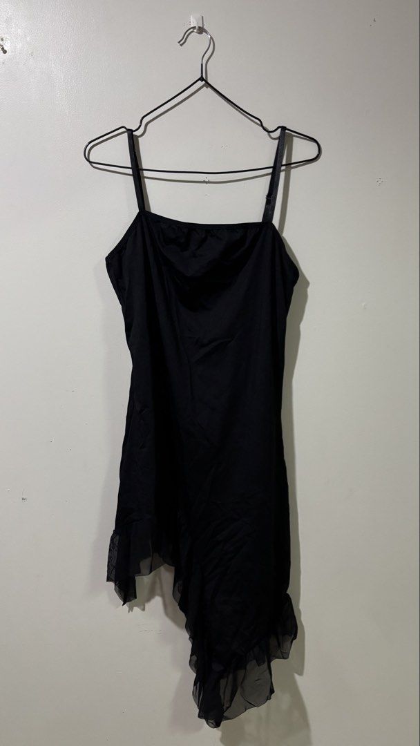 Shein Black Asymmetrical Ruffled Hem Dress (Category: Dresses) located in Binan City. Submitted by myprelovedhaul (Listing ID 1467961808, Image 2). Description: Length: 36 - no when worn photos! - last price posted! - please message only if sure buyer! - limited replies only. - Available unless mark as sold. - Ship via j&t or lalamove for same day. -Mode of payment: Gcash 📍Biñan Laguna The selected region shows a black sleeveless cami mini dress
