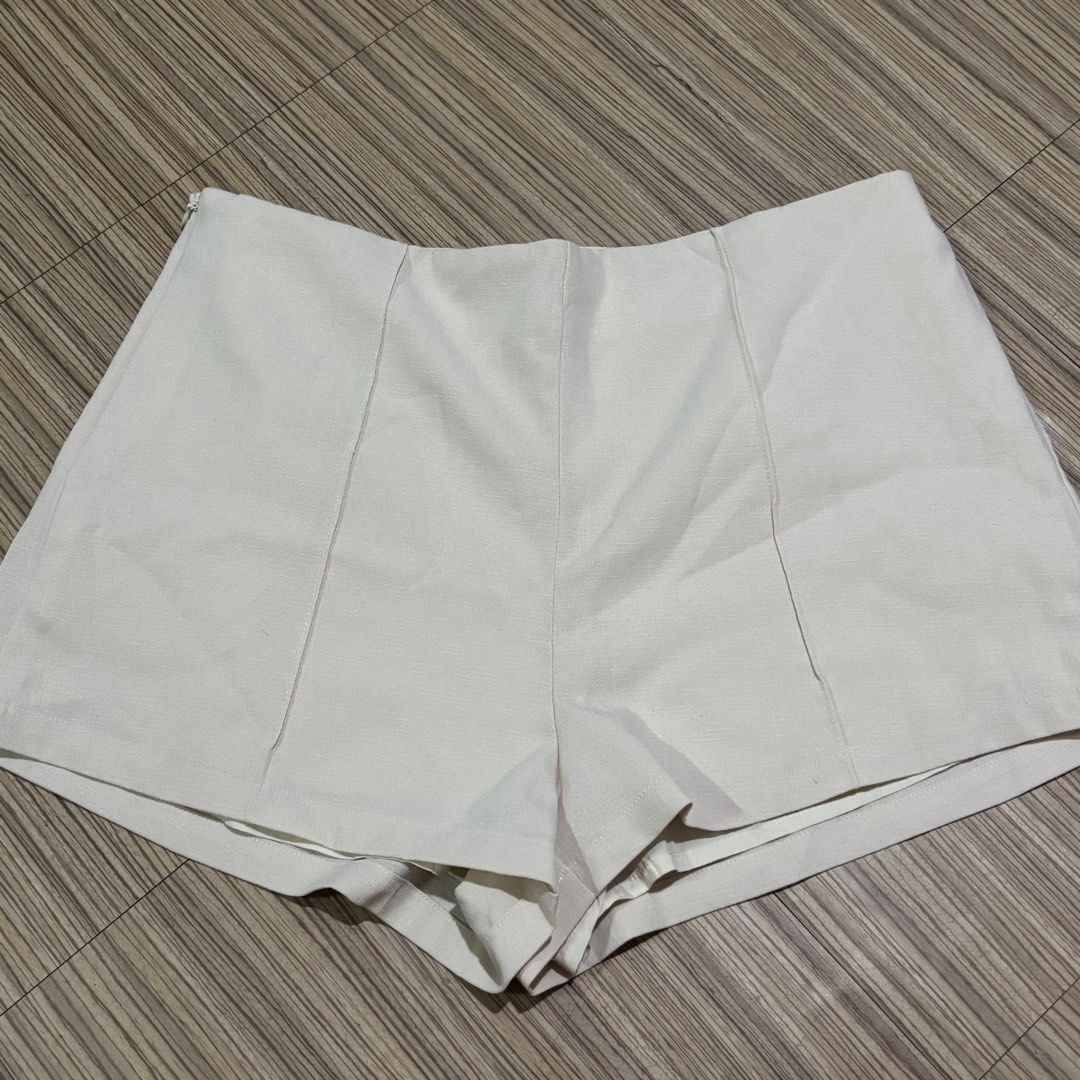 Shein Cream Tailored Highwaist Short (Category: Shorts) located in Binan City. Submitted by myprelovedhaul (Listing ID 1467942994, Image 2). Description: - length: 15 | width: 16 (30-32) - no when worn photos! - last price posted! - please message only if sure buyer! - limited replies only. - Available unless mark as sold. - Ship via j&t or lalamove for same day. -Mode of payment: Gcash 📍Biñan Laguna The item in the selected region is a pair of 