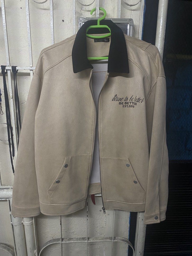 Shein Khaki Jacket (Category: Coats, Jackets and Outerwear) located in Manila. Submitted by yanyan1904m (Listing ID 1467884330, Image 2). Description: .