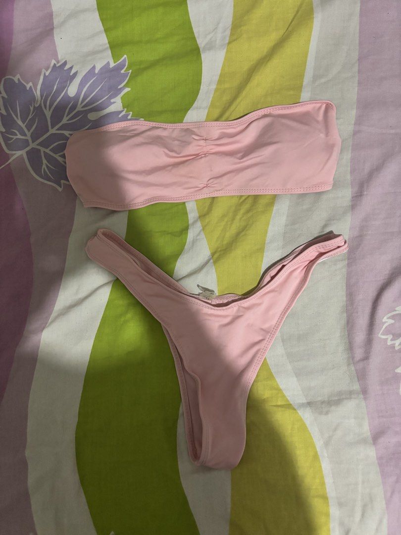 shein peach bikini set (Category: Bikinis & Swimsuits) located in Manila. Submitted by iyahpreloved_ (Listing ID 1468005847, Image 1). Description: .