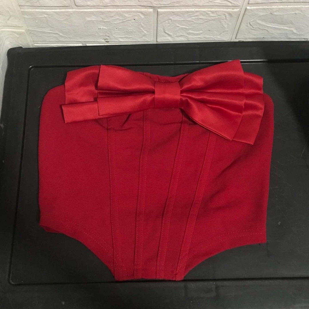 SHEIN Red ribbon corset Top (Category: Others Tops) located in Pasuquin. Submitted by xixiaaa_cc (Listing ID 1467976511, Image 1). Description: Used once for an event. Bought from SHEIN (Got it for like almost 400 php.) now only 250 php. we accept Gcash/bank transfer as payment method. pay as you order! thank you! .
