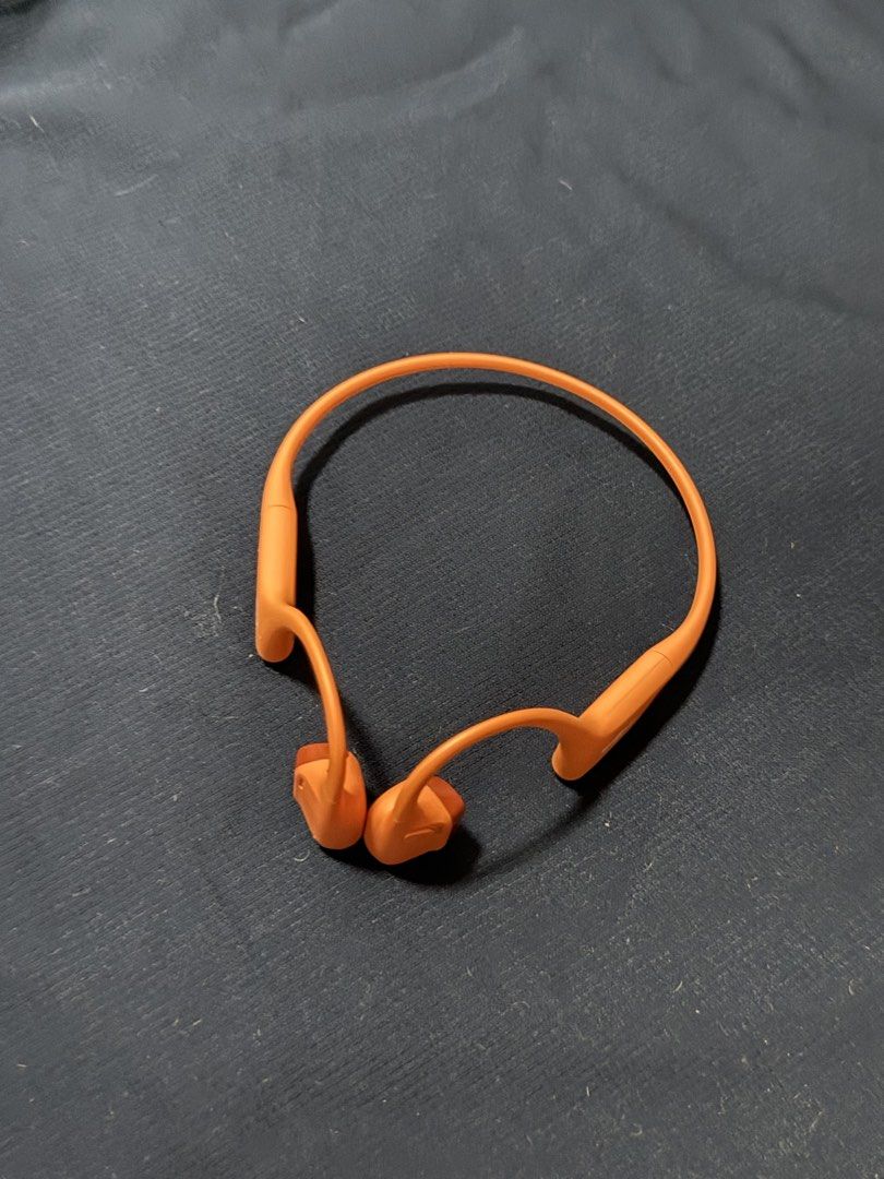 Shokz OpenRun Pro 2 Mini Orange (Category: Headphones & Headsets) located in Pasig City. Submitted by markentrep (Listing ID 1467985091, Image 1). Description: Condition: -Pre-loved / Good as new condition, fully functional -Seldom used, hindi na nagagamit kaya benta na lang sayang nakatambak -Bought directly from Digital Walker The Podium (July 2026) Inclusions: -Shokz OpenRun Pro 2 Mini Unit (Orange) -Original Hard Carrying Case -Original Charg