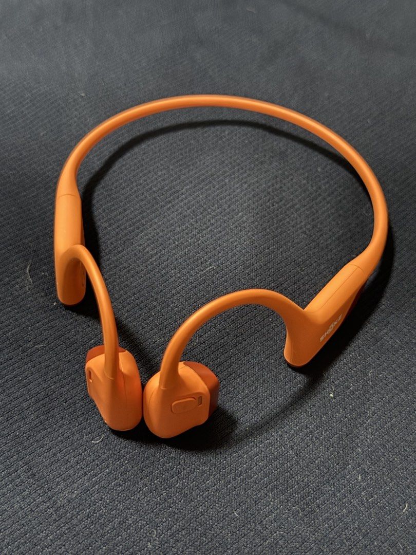 Shokz OpenRun Pro 2 Mini Orange (Category: Headphones & Headsets) located in Pasig City. Submitted by markentrep (Listing ID 1467985091, Image 2). Description: Condition: -Pre-loved / Good as new condition, fully functional -Seldom used, hindi na nagagamit kaya benta na lang sayang nakatambak -Bought directly from Digital Walker The Podium (July 2026) Inclusions: -Shokz OpenRun Pro 2 Mini Unit (Orange) -Original Hard Carrying Case -Original Charg