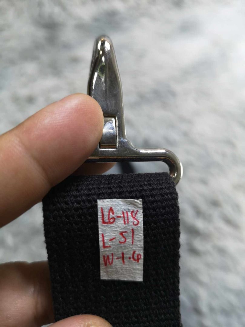 Silver Tone Metal Swivel Hooks Black Replacement Strap (Category: Sling Bags) located in Santa Cruz. Submitted by jmy_surplus.2 (Listing ID 1467967877, Image 3). Description: Size ; L - 51 W - 1.6 Color ; Black Type ; Bag Strap Brand ; No brand Material ; Nylon Style ; Black Adjustable Bag Strap LG 118 JMY 3 Batch #225.