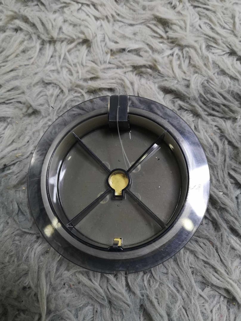 Sinks Quickly Fluorocarbon Fishing Line (Category: Fishing) located in Santa Cruz. Submitted by jmy_surplus.2 (Listing ID 1467917488, Image 3). Description: Size ; L - 4.5 W - 4.6 Color ; White Type ; Fishing Line Brand ; No brand Material ; Fluorocarbon Style ; Sinks Quick Fishing Line LG 117 JMY 3 Batch #225.