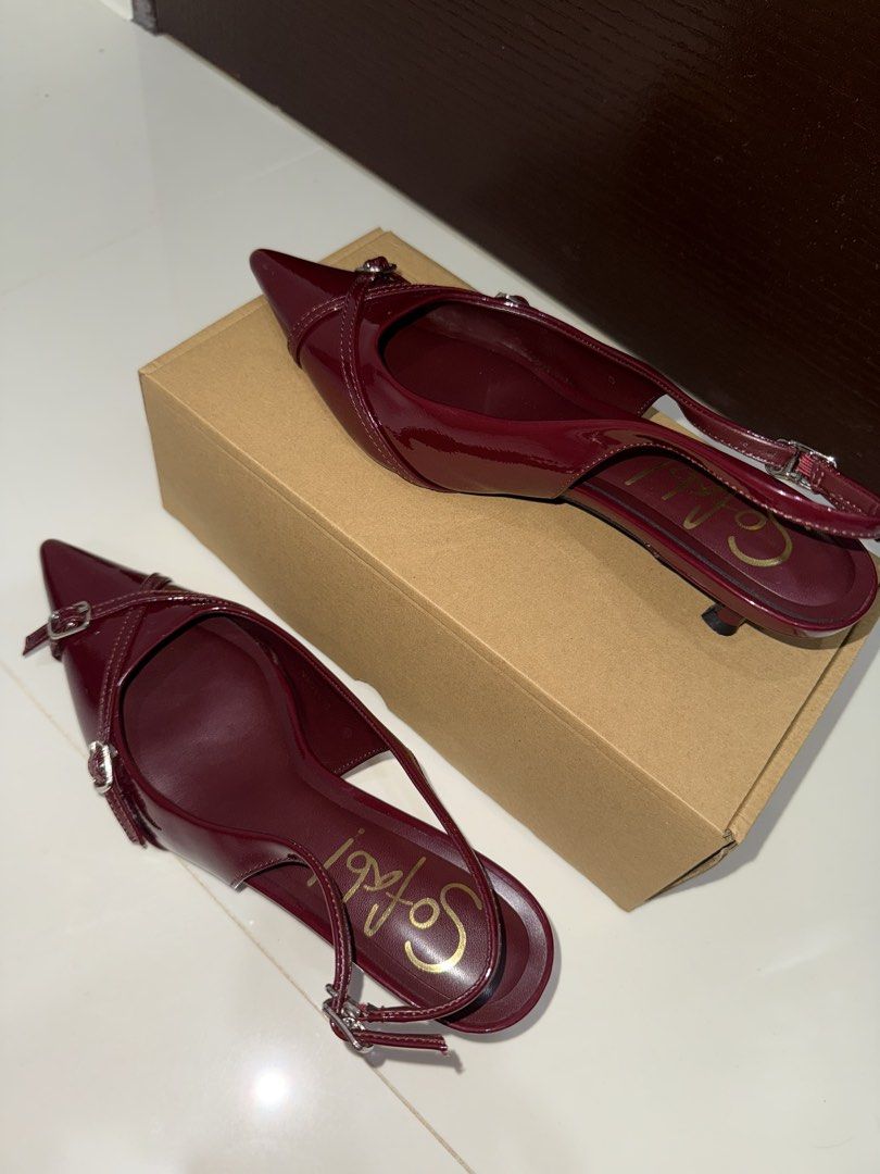 SOFAB Macoy Slingback Pumps (Category: Heels) located in Davao. Submitted by evrgela (Listing ID 1467955402, Image 3). Description: SOFAB Macoy Slingback Pumps (slightly negotiable) PRICE: ₱1,000 (ORIG PRICE: ₱1,499) SIZE: 37 CONDITION: Worn twice outside only. Pristine condition. RFS: Not my style anymore MOP: Gcash/Maribank.