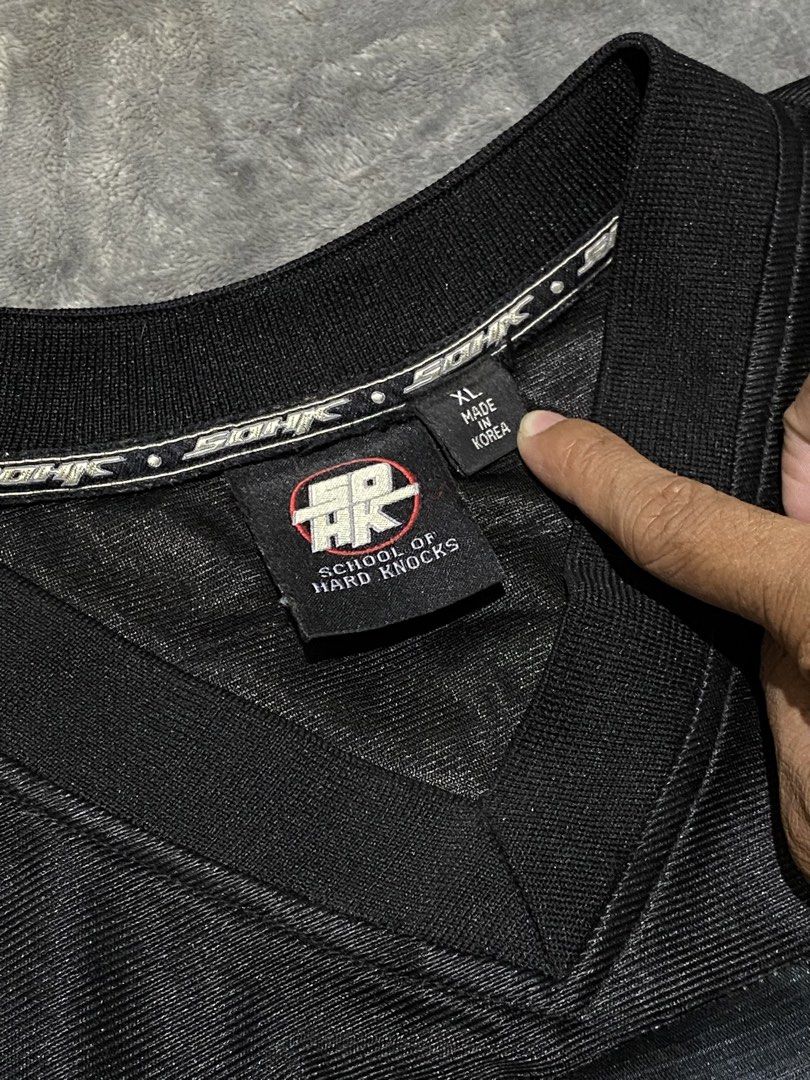 SOHK HIPHOP JERSEY Y2K (Category: Tshirts & Polo Shirts ) located in Iloilo. Submitted by s4int_1ceman (Listing ID 1467969091, Image 3). Description: Dimes: 25w 32.5l Issue: minimal pinholes barely noticeable.