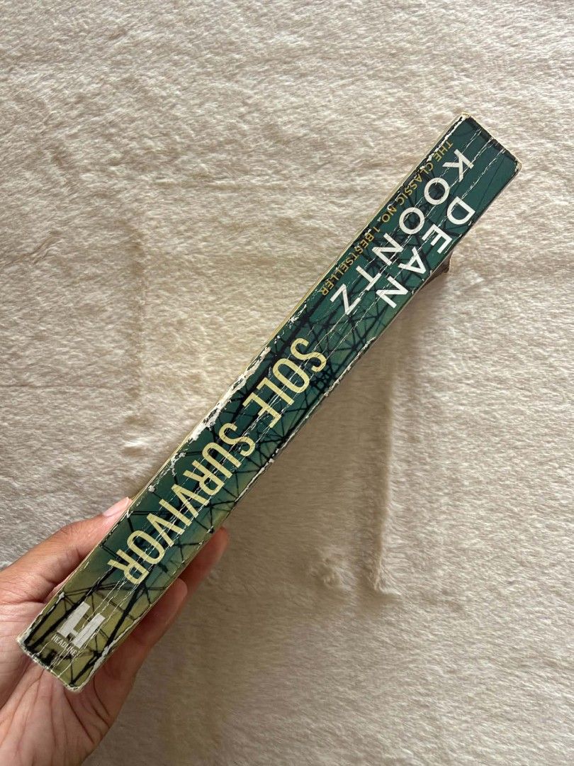 Sole Survivor - Dean Koontz (Category: Storybooks) located in Santiago. Submitted by bookworm_club (Listing ID 1467894586, Image 2). Description: 📚no cancellation, return or exchange. 📚secondhand books. some books are in good condition while some has minimal flaws (foxing, creases, dog-eared pages, etc.) 📚reasonable haggling is allowed. 💰MOP: For same day pickup - CASH & BANK TRANSFER For shipping or scheduled pickup - BANK TRANSFER 🚚MOD: •S