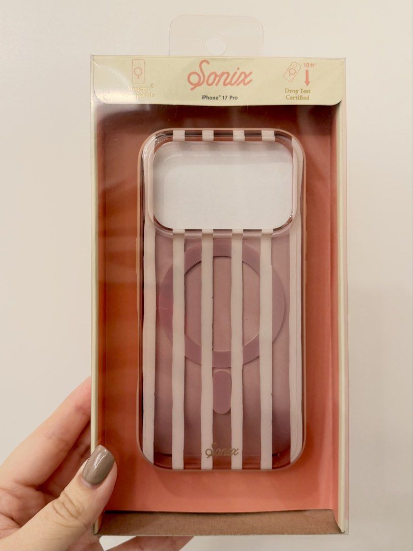 Sonix Case for iPhone 17 Pro (Category: Cases & Sleeves) located in Marikina City. Submitted by casesandmanymore (Listing ID 1467964612, Image 1). Description: Hydrogel attached.