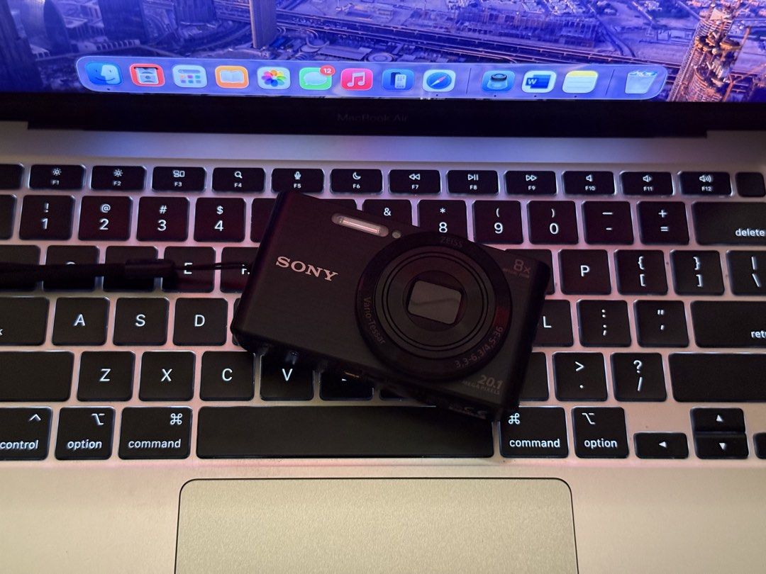 SONY CYBERSHOT DSC-W830 (Category: Cameras) located in Manila. Submitted by digifaves.ph (Listing ID 1468029605, Image 2). Description: SONY CYBERSHOT DSC-W830 SN8277139 ₱8999 20.1MP 8x Optical Zoom Body condition: 9.9/10 NO FUNCTIONAL ISSUES: flash, zoom, and buttons are all working. inclusion: unit, battery, sd card, universal charger, wrist strap, and camera pouch. READY TO USE! Location: Manila Payment Methods: Cash, GCash, or Bank Transfer D