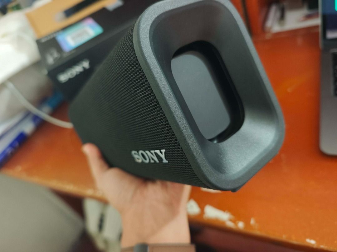Sony ULT Field 3 (Category: Soundbars, Speakers & Amplifiers) located in Caloocan City. Submitted by cosmicdog.28500d (Listing ID 1467849917, Image 2). Description: For sale Rarely used Sony ULT Field 3 Inclusions: -Box -Usb-C to Usb-C wire -Sony Strap.
