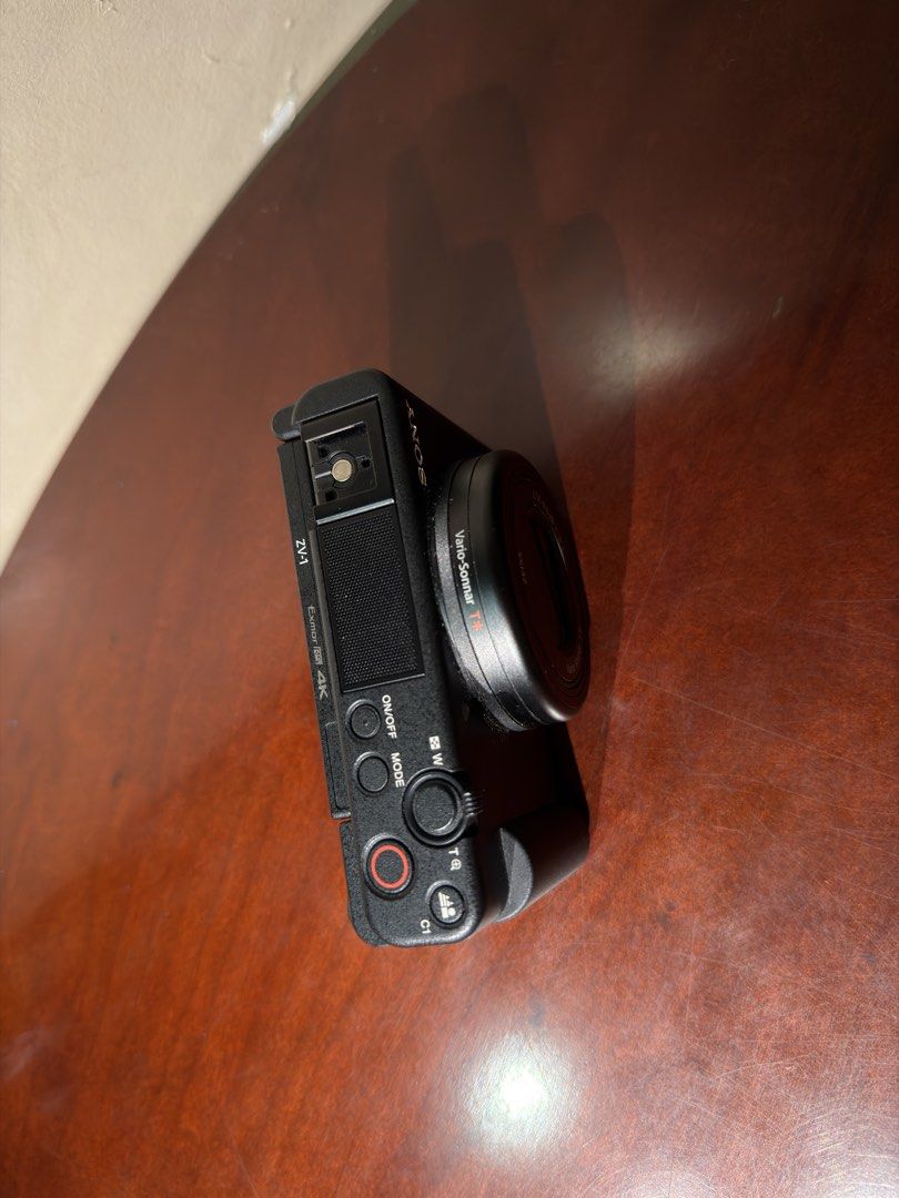 Sony Zv-1 Camera (Category: Cameras) located in Quezon City. Submitted by tanyasy_52 (Listing ID 1467943300, Image 3). Description: 📸 FOR SALE: Sony ZV-1 Camera 💰 ₱26,000 (Negotiable) ✨ Super good condition, almost like new! ✨ Rarely used and well-maintained ✨ Perfect for photography, vlogging, and content creation! Inclusions: * Original box * USB cable * Wind muff (deadcat) * pouch * Phone adapters * FREE Ulanzi Light! 💡 📩 Message me if int