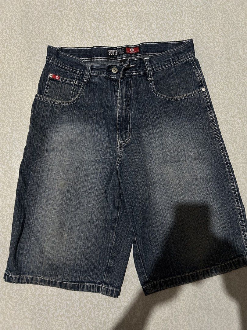 South pole jorts. (Category: Shorts) located in Angeles City. Submitted by reyhermano07 (Listing ID 1467848819, Image 1). Description: South pole jorts. Size. 30 to 32 Good Condition No Issue.