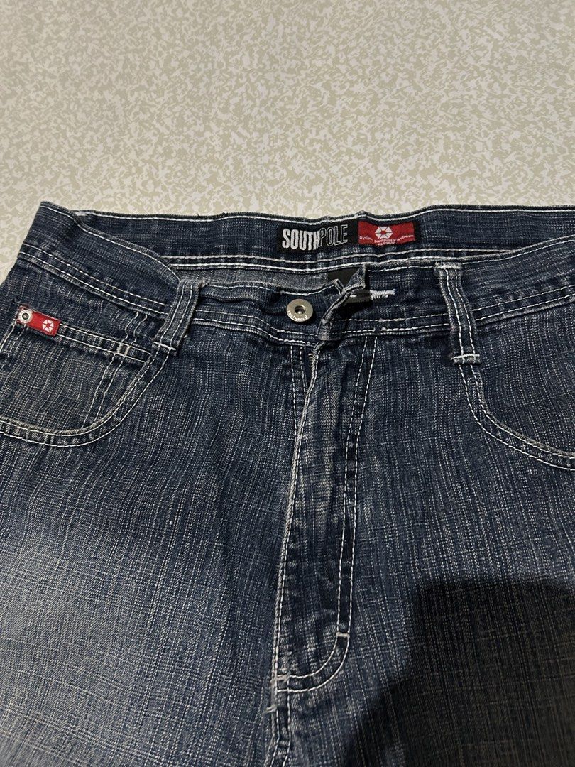 South pole jorts. (Category: Shorts) located in Angeles City. Submitted by reyhermano07 (Listing ID 1467848819, Image 2). Description: South pole jorts. Size. 30 to 32 Good Condition No Issue.