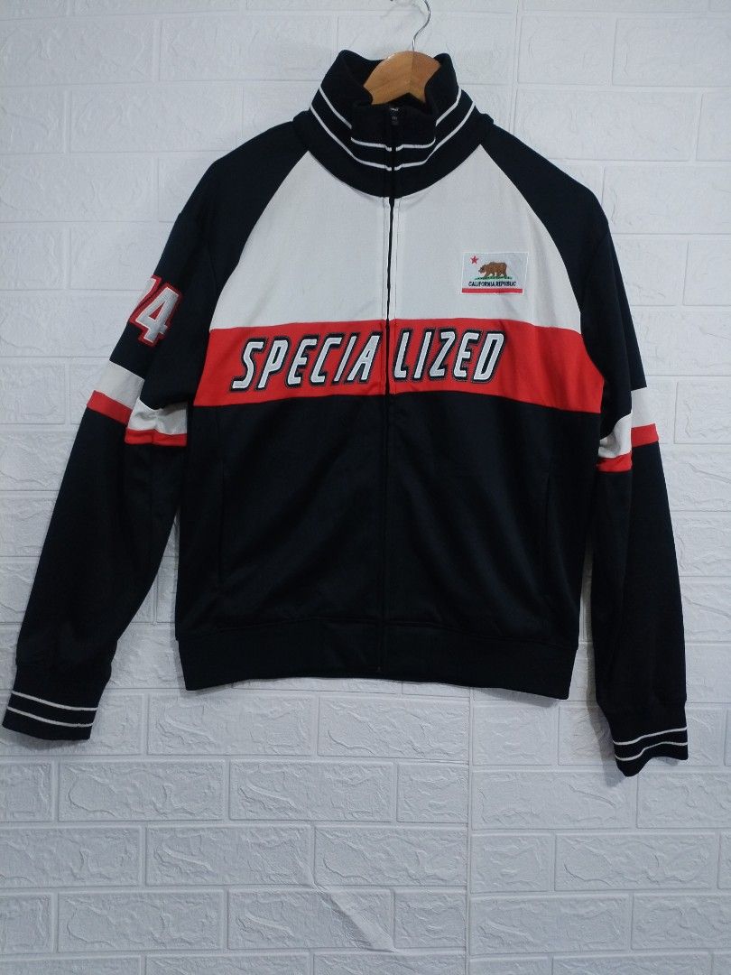 Specialized I Am Specialized California Republic Track Jacket Medium (Category: Coats, Jackets and Outerwear) located in Davao. Submitted by salupannino2016-98573 (Listing ID 1467933671, Image 1). Description: SPECIALIZED MEN'S TRACK JACKET MEDUIM ON TAG WIDTH..21 LENGTH..26 EXCELLENT COTTON/POLYESTER FABRIC 880/FREESHIP TNX ADMIN..☺.