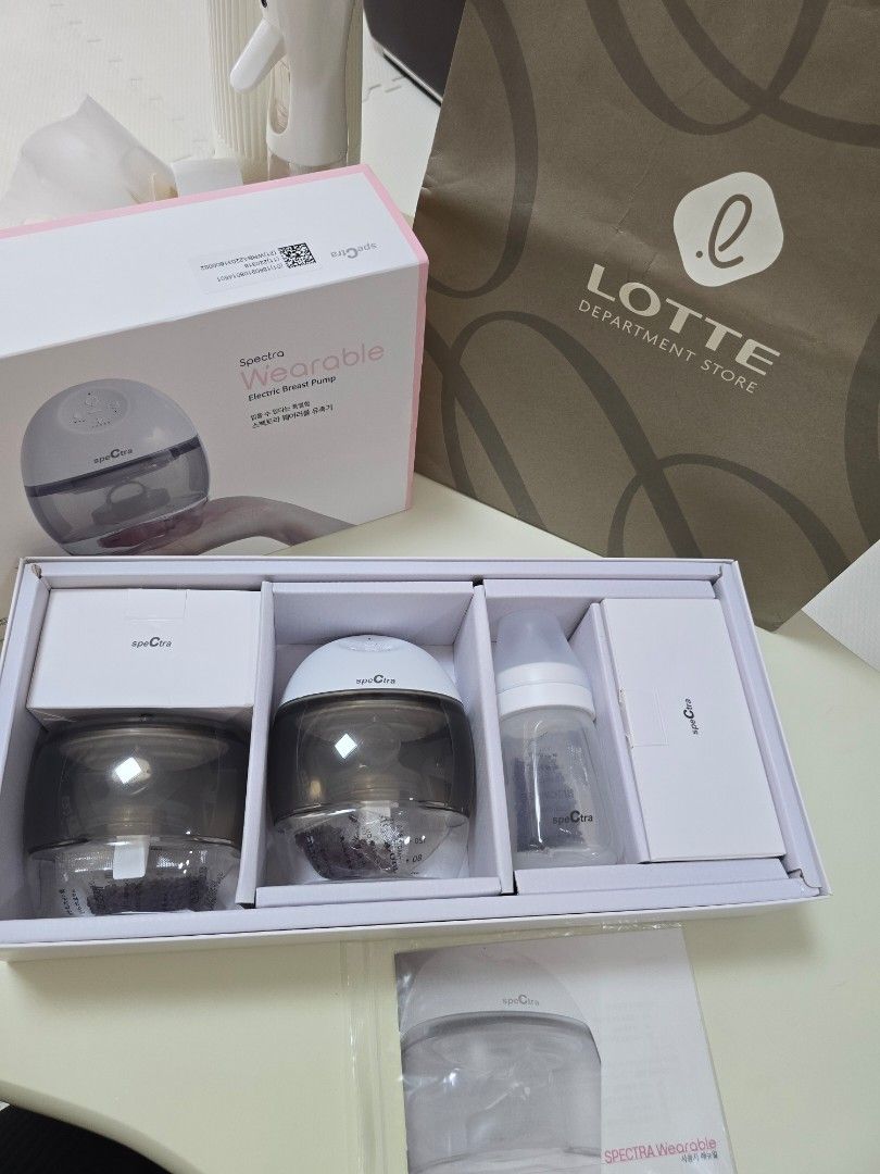 SPECTRA WEARABLE BREAST PUMP (Category: Breastfeeding & Bottle Feeding) located in Angeles City. Submitted by seika_beautyshop (Listing ID 1467984998, Image 2). Description: 🇰🇷SpecTra Wearable Breast Pump For ₱6k (Bought at Lotte Dep.Store in 🇰🇷Korea ₩213k [I used it for a months only!and then i kept.Excellent condition & well functioning.] Decluttering My Baby's Preloved Items🧸 ♡ Details & Price is on Photo ♡ Reservation should be Payment f
