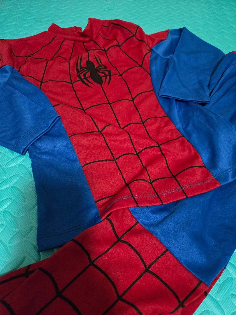Spiderman Costume (Category: Babies & Kids Fashion) located in Paranaque City. Submitted by houseofjacob (Listing ID 1467915918, Image 2). Description: ✨ Preloved with Love ❤️🎄 ✨ 👕 Fits ages 3–4 years old, depending on your little one’s size. Selling my son’s outgrown clothes, mostly purchased from malls and abroad. 🥰❤️ 🎁 A Little Love Goes a Long Way! Half of the proceeds will go toward buying toys for underprivileged children this Christmas