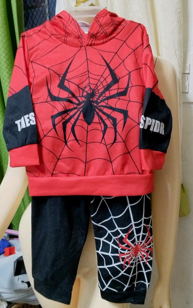 SPIDERMAN TERNO (Category: Babies & Kids Fashion) located in Manila. Submitted by akiramae16 (Listing ID 1467866310, Image 1). Description: FOR SALE SPIDERMAN TERNO HOODIE AND PANTS No issue like new Size: Black :1-3y Red: 9m-12m RFS: Decluttering outgrown too many clothes Used once only for milestone photoshoot 180 pesos each PM FOR WW AND DETAILS 📩 📌LAS PINAS.