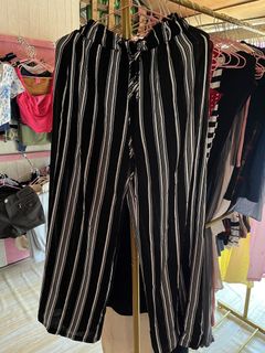 (Category: ) located in . Submitted by myapparelshop (Listing ID 1467909182, Image 1). Description: .
