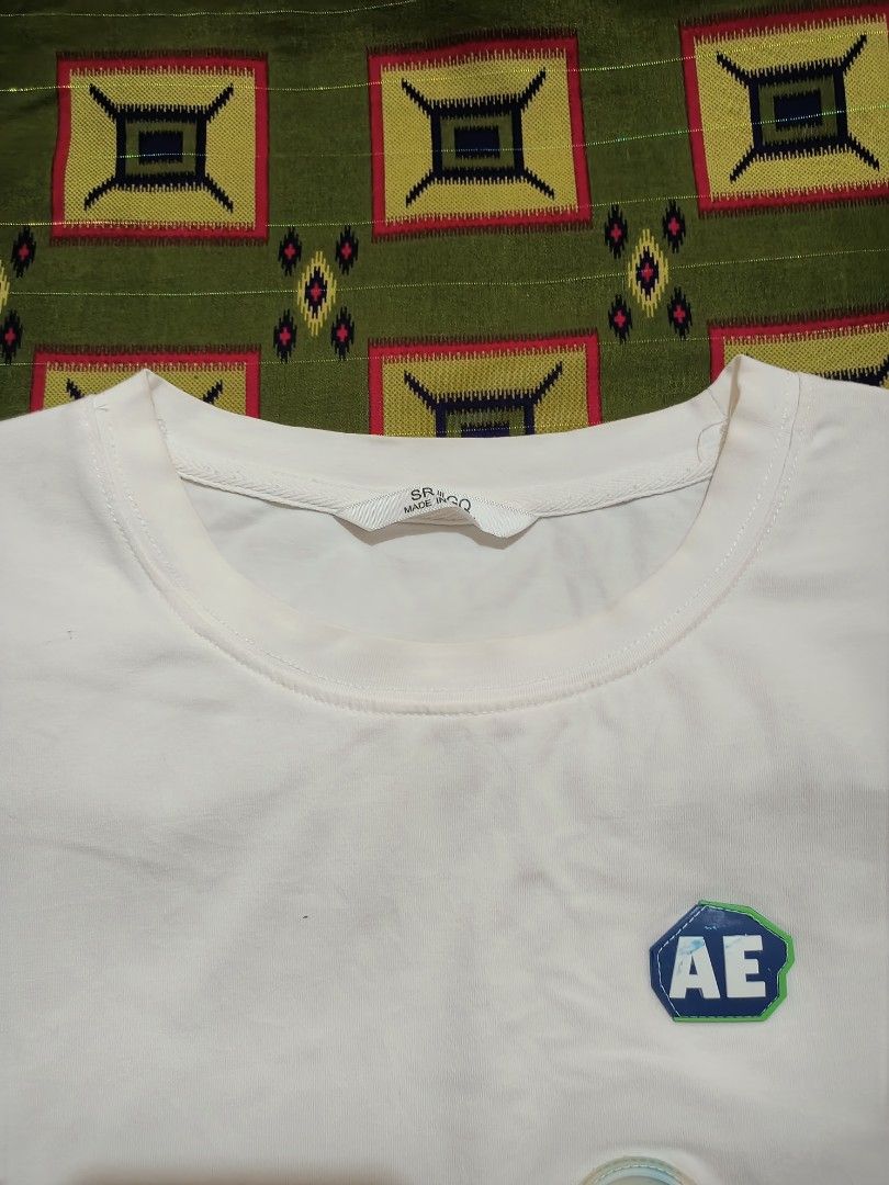 SR GQ Modern Multi-Badge Patch Tee (Category: Tshirts & Polo Shirts ) located in Lapu Lapu. Submitted by rebuild.arkives (Listing ID 1467932498, Image 3). Description: ‎SR GQ Modern Multi-Badge Patch Tee ‎ ‎📏 Size Guide (Inches): ‎Length: 28 ‎Width: 22 ‎ ‎Color: 10/10 ‎Condition: 10/10 ‎Issue: None ‎📝 Heads up: ‎• This is a thrift item so please manage your expectations. ‎• Color may slightly differ due to lighting. ‎• Washed and ready to wear.