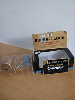 （分類：）位於 。 由 sonekenny 提交（商品編號 1467843226，圖片 1）。簡介： 。