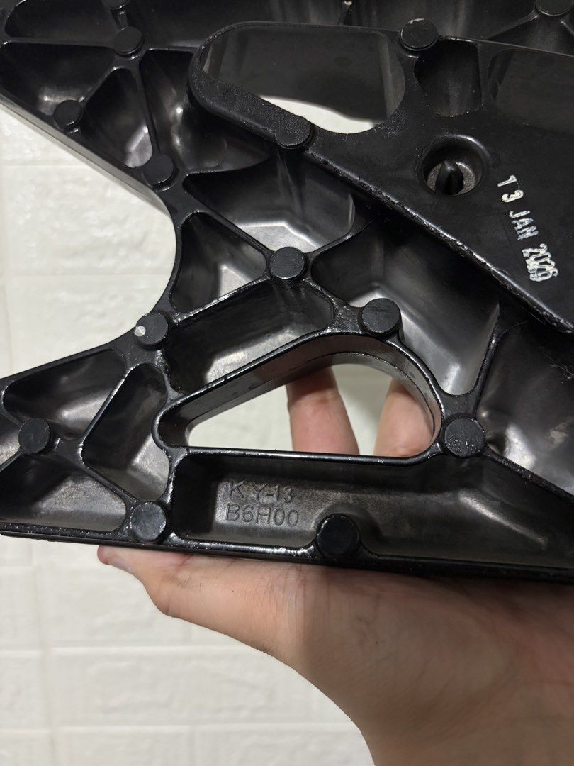 Stock Swingarm NMAX V3 (Category: Body Parts and Accessories) located in Rizal. Submitted by lacustodio_ (Listing ID 1467843917, Image 3). Description: For sale stock swingarm galing NMAX V3, halos wala pang buwan nagamit nagpalit agad ng setup kaya for sale. No issue, unli check all you want. Makinis pa, see pictures. All good and ready to use. Tanay, Rizal. Pwede pickup or meet-up sa malapit. Pwede rin J&T drop-off or Lalamove, sagot ng buyer y