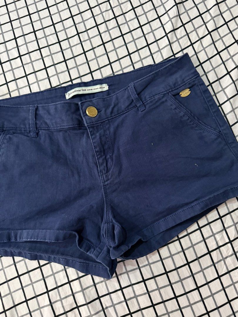 Stradivarius Chino short (Category: Shorts) located in Quezon City. Submitted by pinkystrends.co (Listing ID 1467901536, Image 2). Description: .