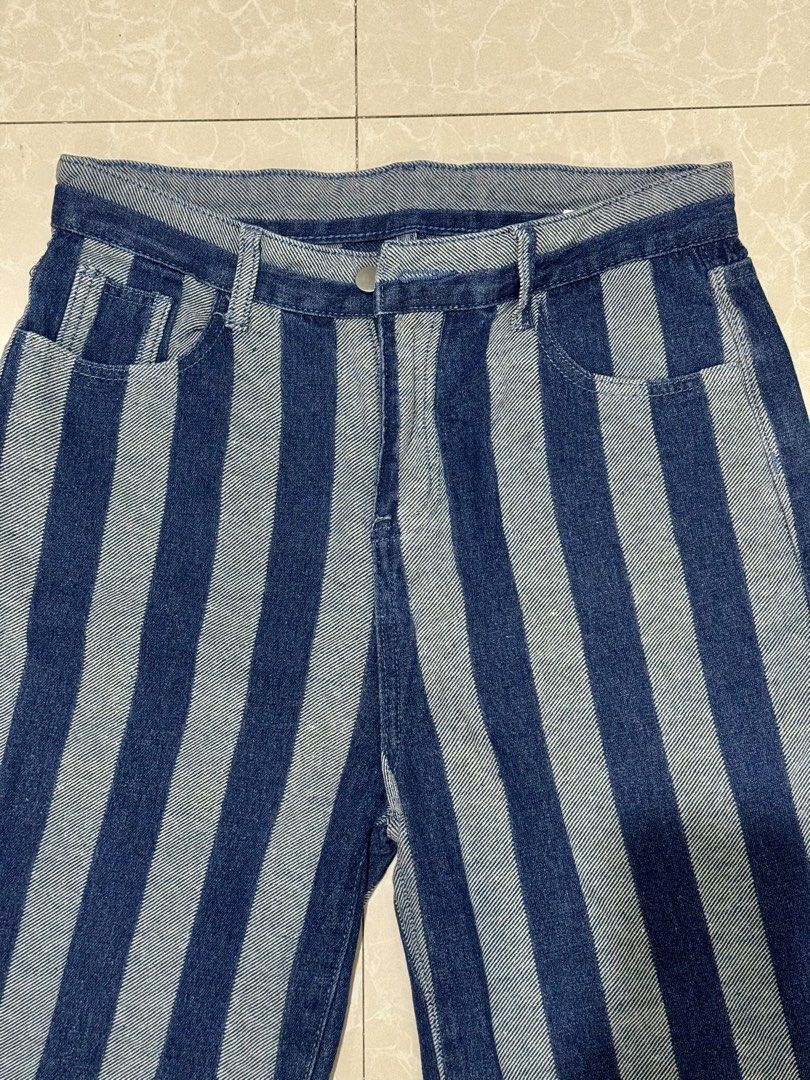 Stripes Denim Pants (size26-27) (Category: Jeans) located in Cavite. Submitted by gigi3175 (Listing ID 1467906052, Image 3). Description: .