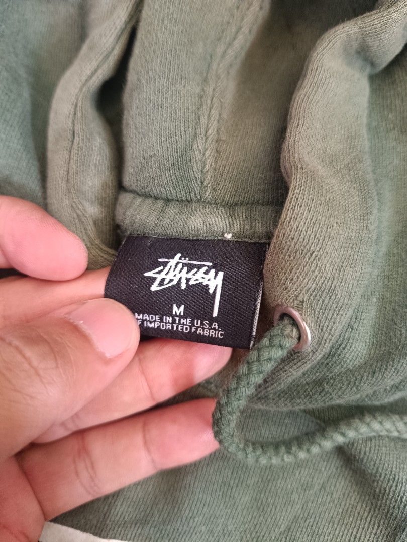 STUSSY BASIC LOGO (Category: Hoodies) located in Bulacan. Submitted by moybilog (Listing ID 1467887108, Image 3). Description: .