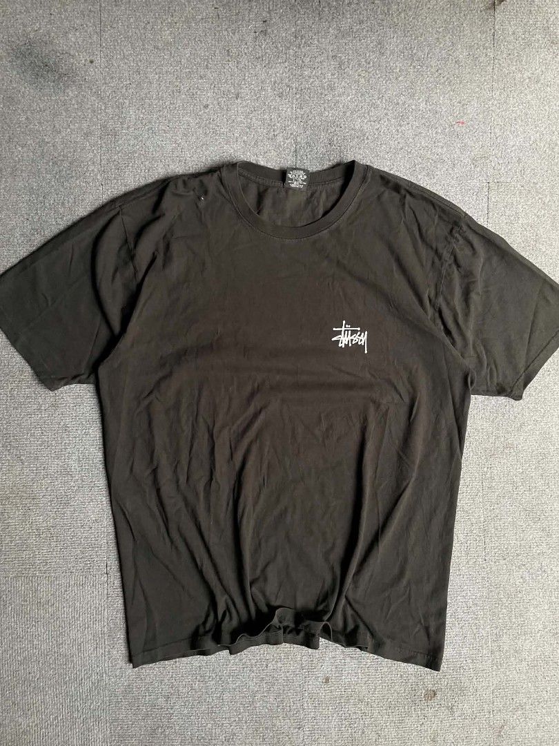 STUSSY BASIC LOGO (Category: Formal Shirts) located in Tacloban City. Submitted by solothriftfinds (Listing ID 1467907656, Image 1). Description: STUSSY BASIC LOGO GOOD CONDITION ISSUE:HAIRLINES SIZE LARGE.
