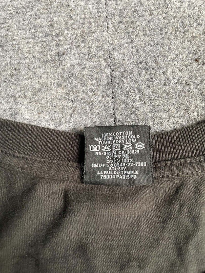 STUSSY BASIC LOGO (Category: Formal Shirts) located in Tacloban City. Submitted by solothriftfinds (Listing ID 1467907656, Image 2). Description: STUSSY BASIC LOGO GOOD CONDITION ISSUE:HAIRLINES SIZE LARGE.