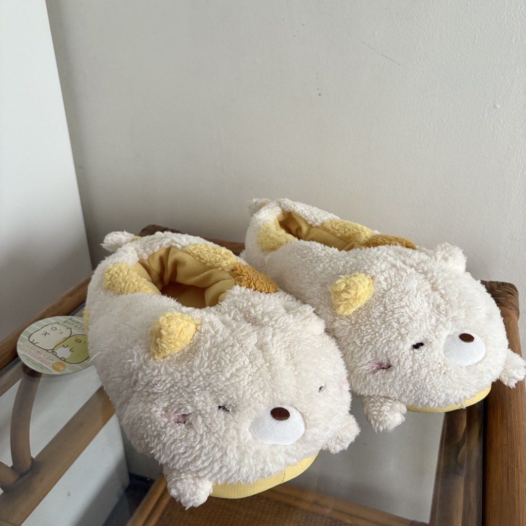 Sumikkogurashi Plush Slippers (Category: Plushies & Soft Toys) located in Manila. Submitted by aobacafe (Listing ID 1467958971, Image 1). Description: Large Fit Size 9-11.