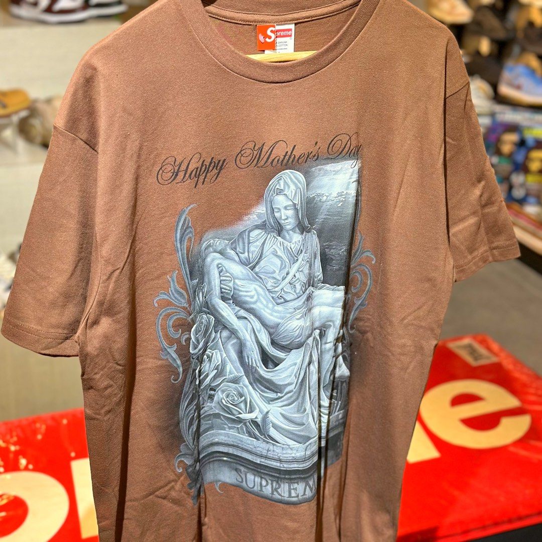 Supreme FW26 Tears Tee Brown (Category: Tshirts & Polo Shirts ) located in Quezon City. Submitted by inside_plug (Listing ID 1467903276, Image 2). Description: For Sale Supreme FW26 Tears Tee Brown - Large Brandnew Dm us to purchase.